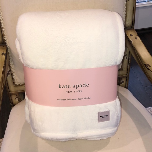 kate spade Bedding Nwt Kate Spade Oversized Queen Blanket Ivory